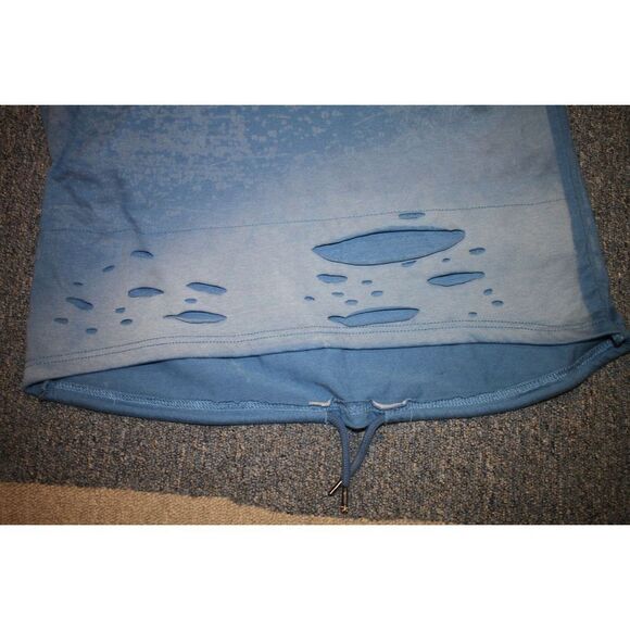 Bleeker & Mercer Premium Bleached and Distressed Light Blue T-Shirt - Size XL - Picture 3 of 7